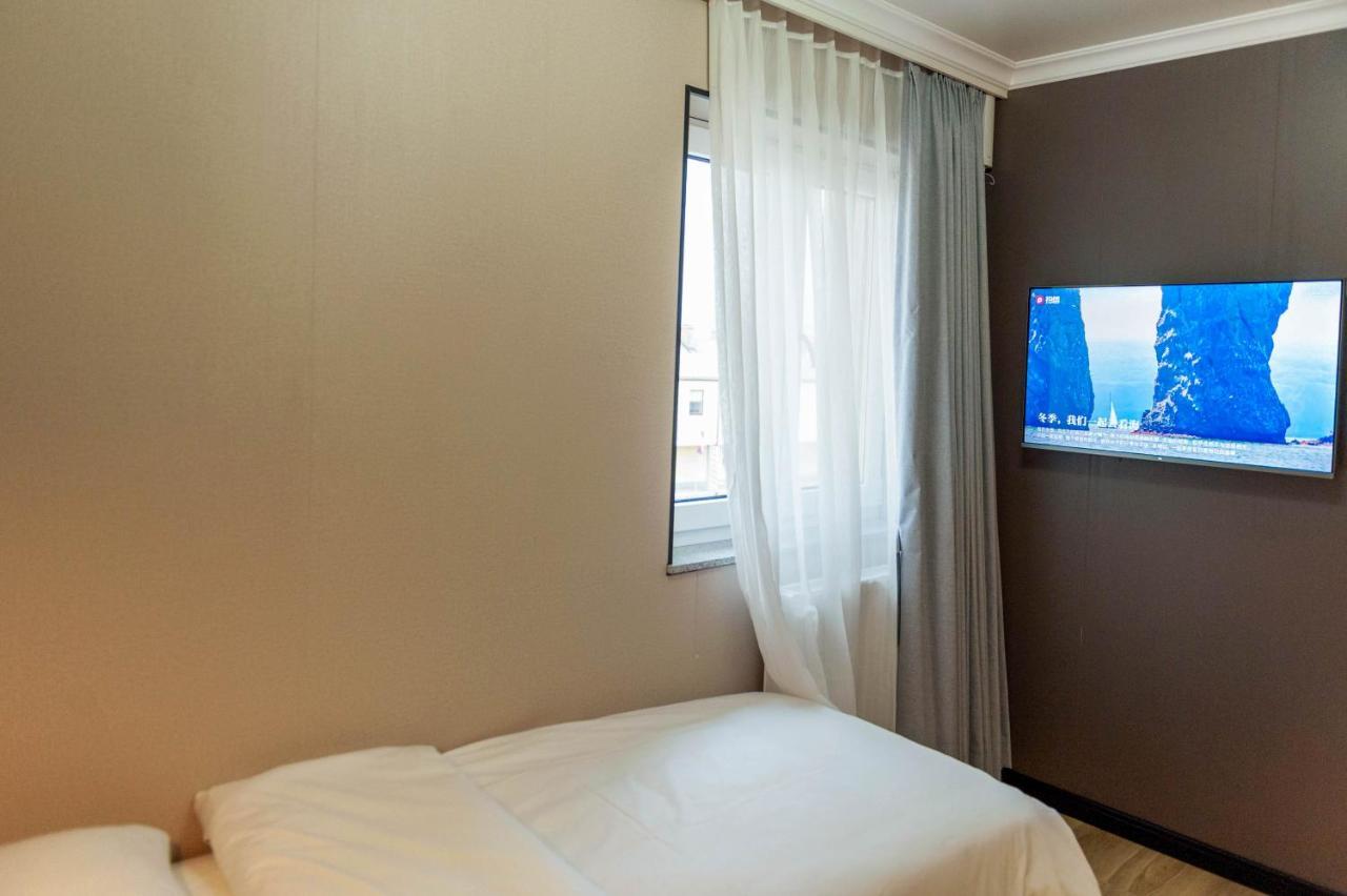 Mr.Liao Hotel Хімберг Екстер'єр фото