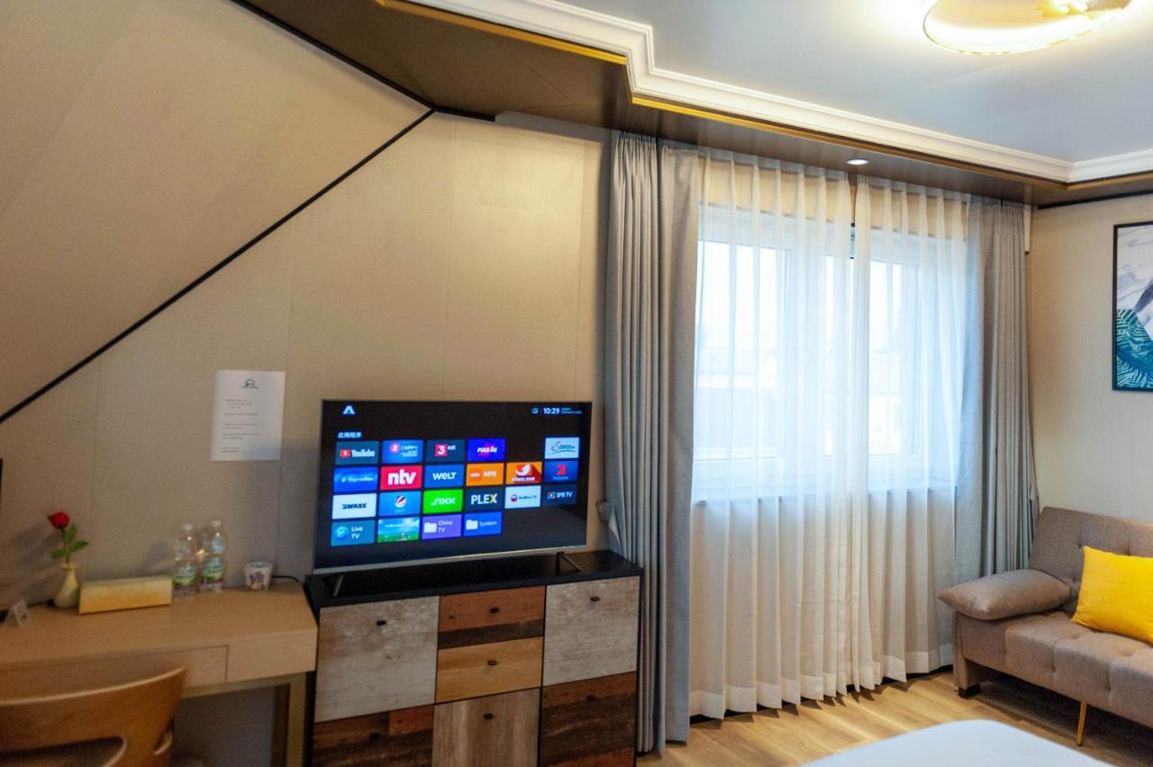 Mr.Liao Hotel Хімберг Екстер'єр фото