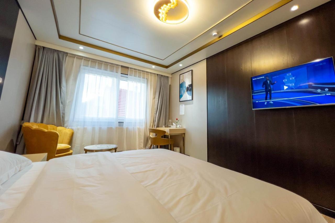 Mr.Liao Hotel Хімберг Екстер'єр фото